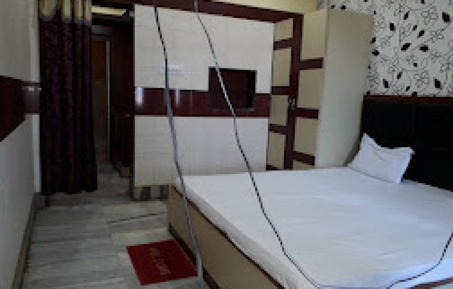 Hotel Leo Castle